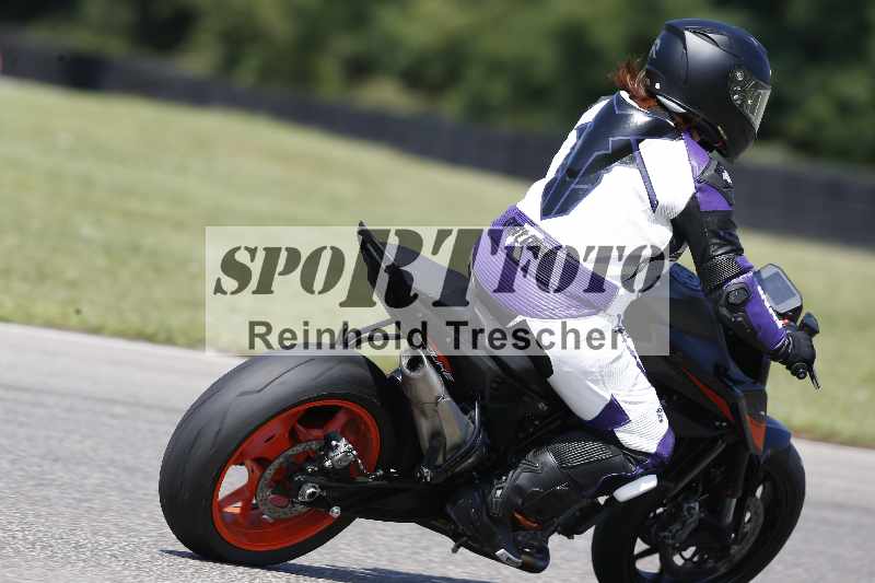 /44 09.08.2025 Plüss Moto Sport ADR/Einsteiger/unklar backside